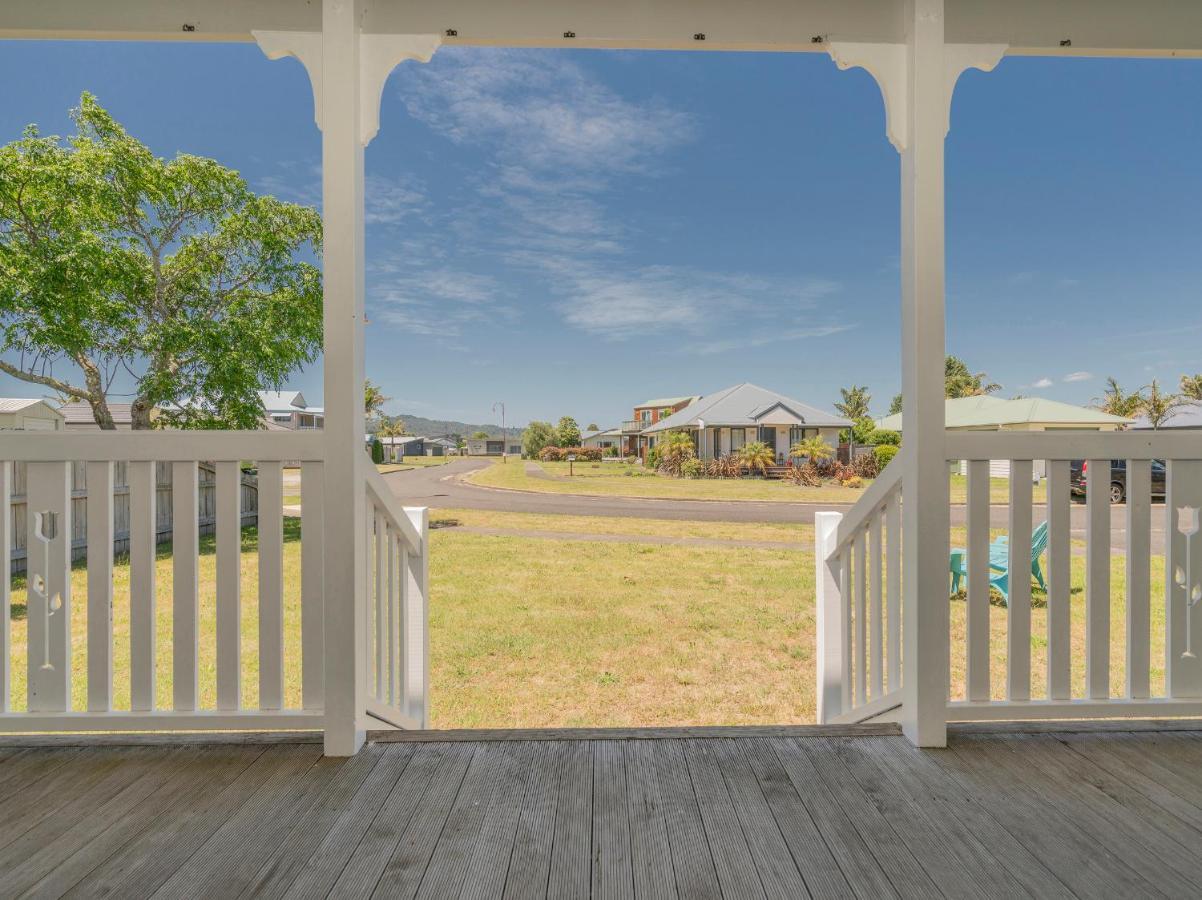 The Doll'S House - Whitianga Holiday Home Exterior photo